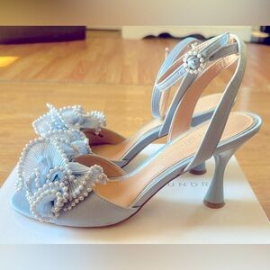 Chinese Laundry size 9.5 US (40.5 EUR) Jovie heels